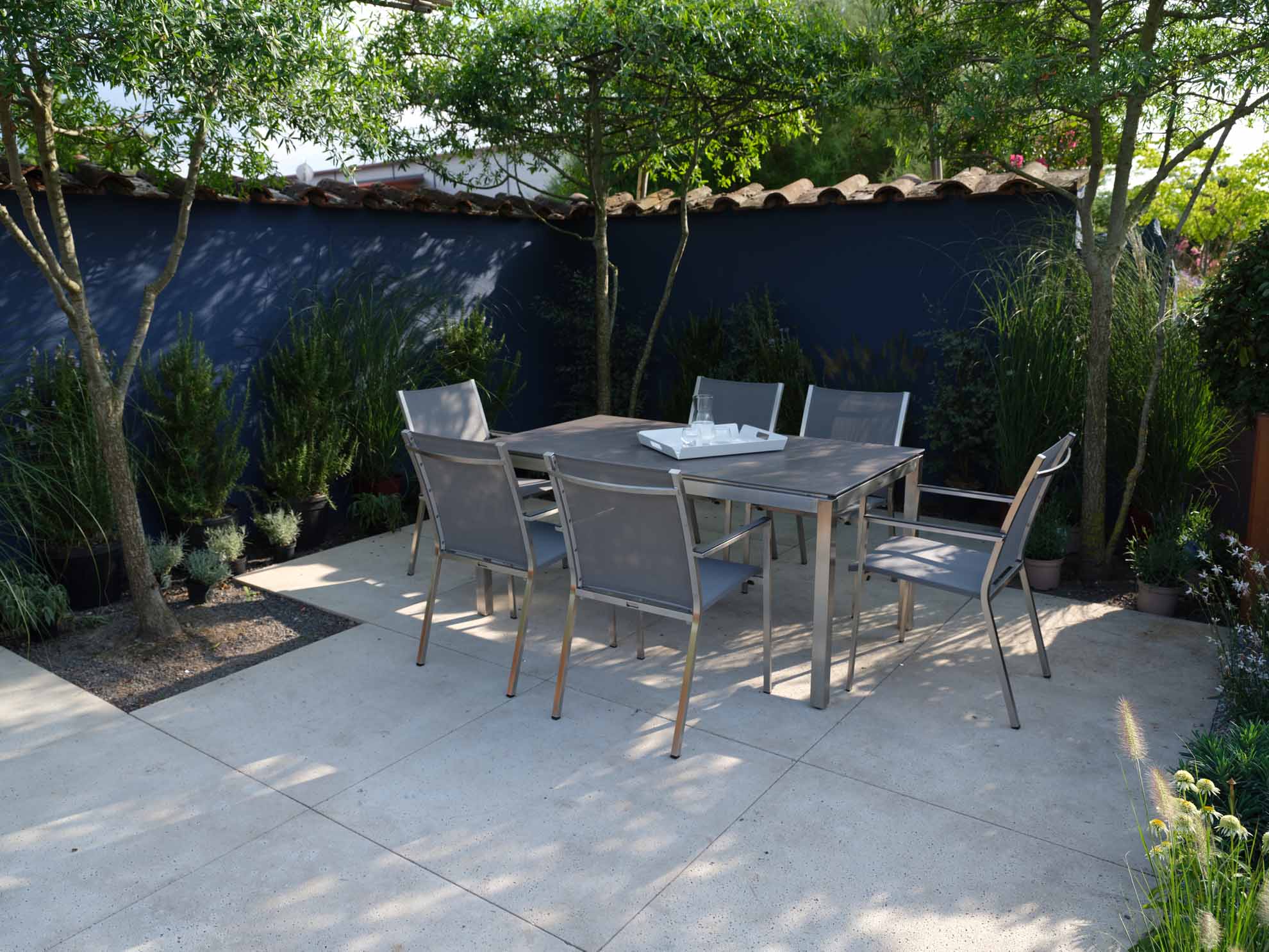 Set Muri 160x90cm Edelstahl/HPL granit dunkelgrau + 6 Rome Stapelsessel silber